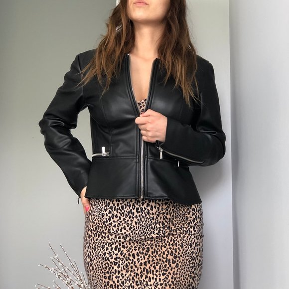 Stylish Jacket - Picture 3 of 6